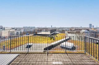 Wohnung kaufen in Schreinerstraße 32A, 10247 Friedrichshain, Private 22 m² Dachterrasse · sanierter Altbau · Aufzug