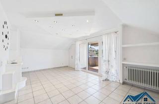 Wohnung kaufen in 73061 Ebersbach, Licht, Ruhe, Charme! Gepflegte DG-Wohnung mit Sonnenbalkon, Küche, Keller, Stellplatz und mehr…