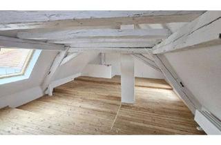 Wohnung kaufen in 67435 Mußbach, Historische Eigentumswohnung im Stil eines eigenen Einfamilienhauses (ohne Stellplatz)