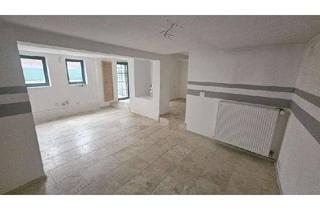 Wohnung kaufen in 67435 Mußbach, Historische Eigentumswohnung im Stil eines eigenen Einfamilienhauses (ohne Stellplatz)