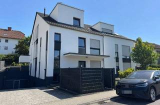 Wohnung kaufen in 63834 Sulzbach, Modernes Wohnglück mit Personenaufzug: Neuwertige 3-Zimmer-Wohnung mit zwei Balkonen