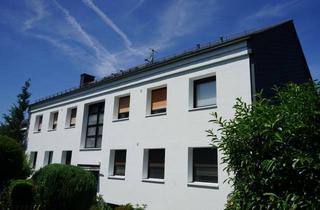 Wohnung kaufen in 42929 Wermelskirchen, 3 Zimmerwohnung in zentrumsnaher Lage mit Balkon und Garage - PROVISIONSFREI