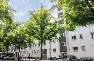 Wohnung kaufen in Grolmanstraße 18, 10623 Charlottenburg, Unvermietete , modernisierte Stadtwohnung unweit Savignyplatz!