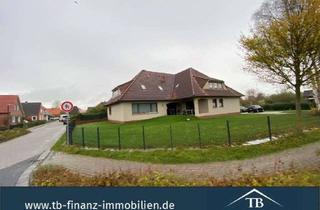 Wohnung mieten in 26524 Hage, Hage: Komplett kernsanierte Dachgeschosswohnung im Ortszentrum - ideal für Singles!