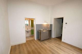Wohnung mieten in 96450 Coburg, Ideale Zweitwohnung: Kleines Apartment mit Pantryküche am Hofgarten