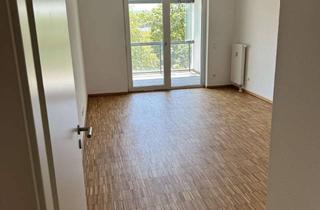 Wohnung mieten in Stuttgarter Straße 31, 76137 Südstadt, Attraktive 2-Zimmer-Wohnung in zentraler Lage am City Park Karlsruhe