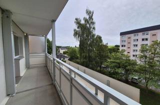 Wohnung mieten in Robert-Koch-Straße 28 c, 09353 Oberlungwitz, Barrierefreie Wohnung mit riesengroßem Südbalkon!!