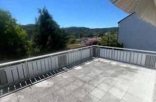 Wohnung mieten in Bergstraße 11, 74429 Sulzbach-Laufen, Wohnen mit Charakter: Vier-Zimmer-Wohnung in Sulzbach-Laufen