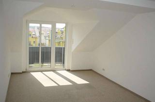Wohnung mieten in Am Sachsenpark 17, 09669 Frankenberg, Günstige Wohnung im Dachgeschoss mit Einbauküche und zwei Balkonen!