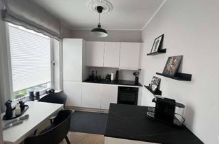 Wohnung mieten in Peter-Marquardstraße, 22303 Winterhude, Vollmöblierte 2-Zimmer-Wohnung mit Balkon in Hamburg-Winterhude