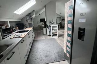 Wohnung mieten in Teufenstraße 30, 78667 Villingendorf, Modernisierte 2-Zimmer-Dachgeschosswohnung in Villingendorf