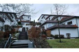 Wohnung mieten in Unterberg 2a, 21033 Lohbrügge, Außergewöhnlic 2-Zimmer-Wohnung mit Terrasse, Einbauküche und Stellplatz - Wohnen in Top Hanglage