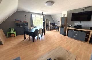 Wohnung mieten in Westring, 46459 Rees, Großzügige 3-Zimmer-Dachgeschosswohnung in zentraler Lage von Rees