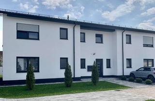 Wohnung mieten in Alter Sportplatz, 91625 Schnelldorf, Neuwertige 3-Zimmer-Wohnung mit Balkon in Schnelldorf