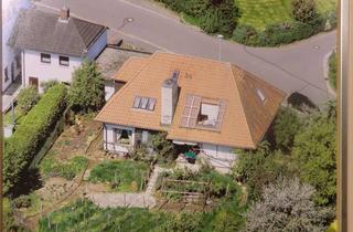 Mehrfamilienhaus kaufen in Schönhengststraße 19, 96106 Ebern, Viel Freiraum in Ebern: Großzügiges Mehrfamilienhaus mit 13 Zimmern