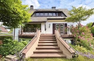 Villa kaufen in 30559 Kirchrode, Charaktervolle Villa mit Pool, parkähnlichen Garten und zusätzlichem Grundstück in bevorzugter Lage
