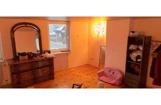 Haus kaufen in 17121 Loitz, Stattliches Wohn-/Geschäftshaus, Möglichkeit als Anlageobjekt ist gegeben