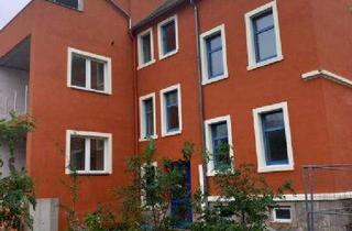 Haus kaufen in 09326 Geringswalde, Großzügiges Bürgerhaus am Ortsrand; Teilsaniert mit viel Potenzial