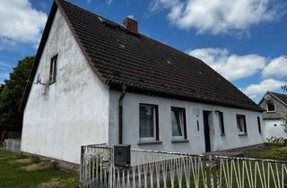 Einfamilienhaus kaufen in 17089 Grischow, Charmantes Einfamilienhaus mit Entwicklungspotenzial in Grischow