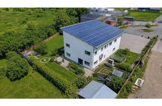 Haus kaufen in 91330 Eggolsheim, Hybrid-Immobilie am Naturschutzgebiet – Leben, Arbeiten und Durchatmen inklusive