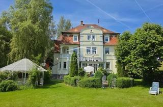 Villa kaufen in 96352 Wilhelmsthal, Märchenhaft schöne Villa im Frankenwald auf 5.131 m². Am Waldrand, einfach ein Traum!