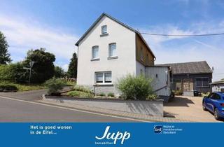 Einfamilienhaus kaufen in 56769 Mannebach, Gemütliches Einfamilienhaus mit kleinem Garten, Garage und ehem. landw. Nebengebäude, Mannebach