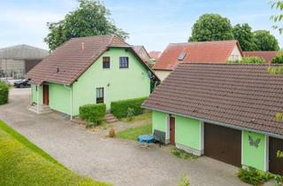 Einfamilienhaus kaufen in 15377 Märkische Höhe, Mit Einbauküche, Fußbodenheizung, Rollläden, Garagen u.v.m.: Landhaus-Einfamilienhaus in Reichenberg