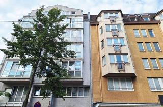 Wohnung kaufen in 76133 Innenstadt-West, Kompakt, zentral, vermietungsstark: leerstehende Citywohnung mit Stellplatz und Balkon