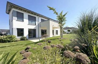 Wohnung kaufen in 97357 Prichsenstadt, Traumhafte Erdgeschosswohnung mit überdachter Terrasse und Grundstück!