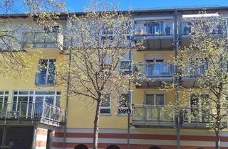 Wohnung kaufen in 96472 Rödental, Attraktives 2-Zimmer-Dachgeschoss-Apartment mit Balkon im Herzen Rödentals – seniorengerecht & zukun