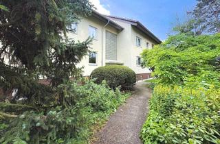 Wohnung kaufen in 70563 Vaihingen, Schöne 3 ½-Zimmer-Dachgeschosswohnung mit zwei Balkonen
