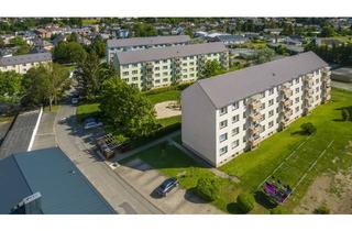 Wohnung mieten in Dr.-Wilhelm-Külz-Straße 13, 07950 Zeulenroda-Triebes, Einziehen & Wohlfühlen! 3-Raum Wohnung mit Balkon