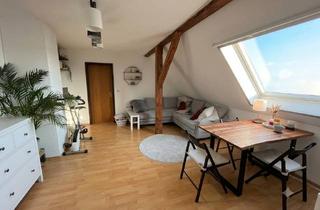 Wohnung mieten in 71272 Renningen, 2 Zi DG Wohnung mit Klimaanlage, Küche & Stellplatz zentral