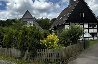 Wohnung mieten in 42897 Remscheid, Wohnen im Grünen in einem alten, bergischen Fachwerkhaus