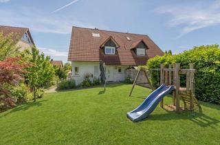 Haus kaufen in Scheibelleithe 32, 91080 Marloffstein, Modernes Wohnen vor den Toren Erlangens | Energieeffiziente DHH mit großzügiger Einliegerwohnung