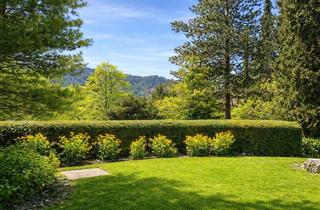 Villa kaufen in 76530 Innenstadt, Panoramavilla in Bestlage von Baden-Baden