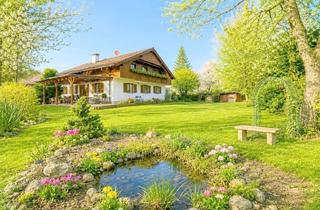 Haus kaufen in 82547 Eurasburg, Seltenes Familienhaus mit Büro, Einliegerwohnung und 1.300 m² Gartengrundstück – sofort beziehbar