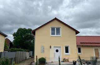 Haus mieten in Kleinzschepaer Straße 1A, 04808 Hohburg, Erstbezug nach Modernisierung: Doppelhaushälfte in Lossatal