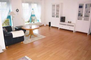 Immobilie mieten in Mangoldstr., 24106 Wik, SHH-Immobilien - Freundliche Wohnung mit Südbalkon im schönen Klausbrook