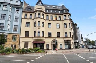 Wohnung kaufen in 40477 Düsseldorf, Stilvolle 3-Zimmer-Altbauwohnung mit Aufzug im beliebten Pempelfort
