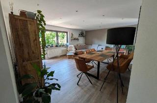 Wohnung kaufen in 67697 Otterberg, Otterberg - Großzügige 4 Zimmer Eigentumswohnung mit 2 Balkonen und Garage