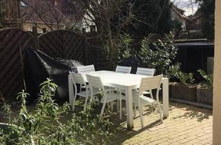 Haus kaufen in 32791 Lage, Lage - Kleines Haus mit Terrasse und Balkon in Lage zu verkaufen