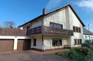 Einfamilienhaus kaufen in 57518 Betzdorf, Betzdorf - Provisionsfreies Einfamilienhaus, ELW Potenzial, 3 Garagen