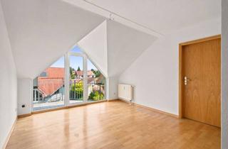 Wohnung kaufen in 01796 Pirna, Charmante 3-Raum-Wohnung mit zwei Balkonen in toller Lage
