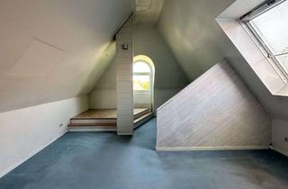 Wohnung kaufen in Frohmestraße 68b, 22459 Schnelsen, Individuelle Maisonette-Wohnung mit Balkon und TG-Stellplatz