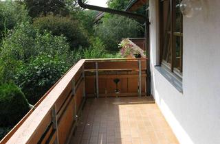 Wohnung kaufen in 82229 Seefeld, Schöne, ruhige 3 1/2 Zimmerwohnung mit 2 Balkonen und Garage mit Stellplatz