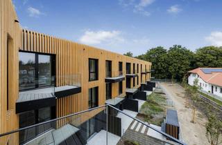 Wohnung kaufen in Flurgrenzstraße 33, 82205 Gilching, Super durchdachte 3-Zimmer-Gartenwohnung mit zwei Bädern und Abstellkammer