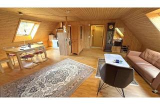 Wohnung kaufen in 79837 Häusern, Lichtdurchflutete Dachgeschosswohnung mit Charme – Ruhig wohnen im idyllischen Südschwarzwald