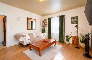 Wohnung kaufen in 97421 Schweinfurt, ++Schöne, sanierte 4- Zi. Altbauwohnung mit 96m² Wfl. in Schweinfurt zvk.++