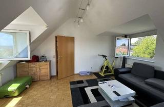 Wohnung kaufen in 73257 Köngen, Charmante 2-Zimmer-Wohnung mit Balkon und Stellplatz in Köngen